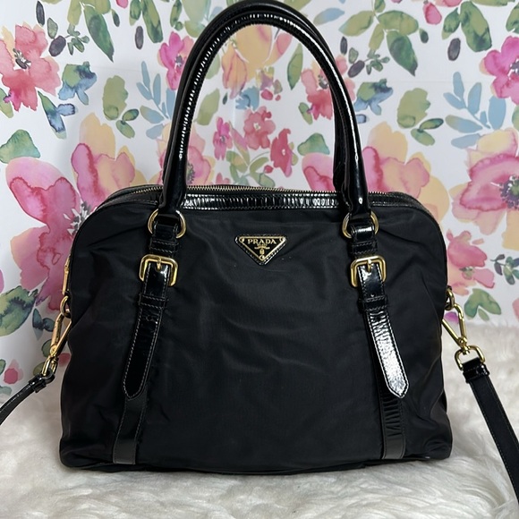💯Authentic Prada Nylon Tessuto Handbag🍀 - Picture 4 of 17